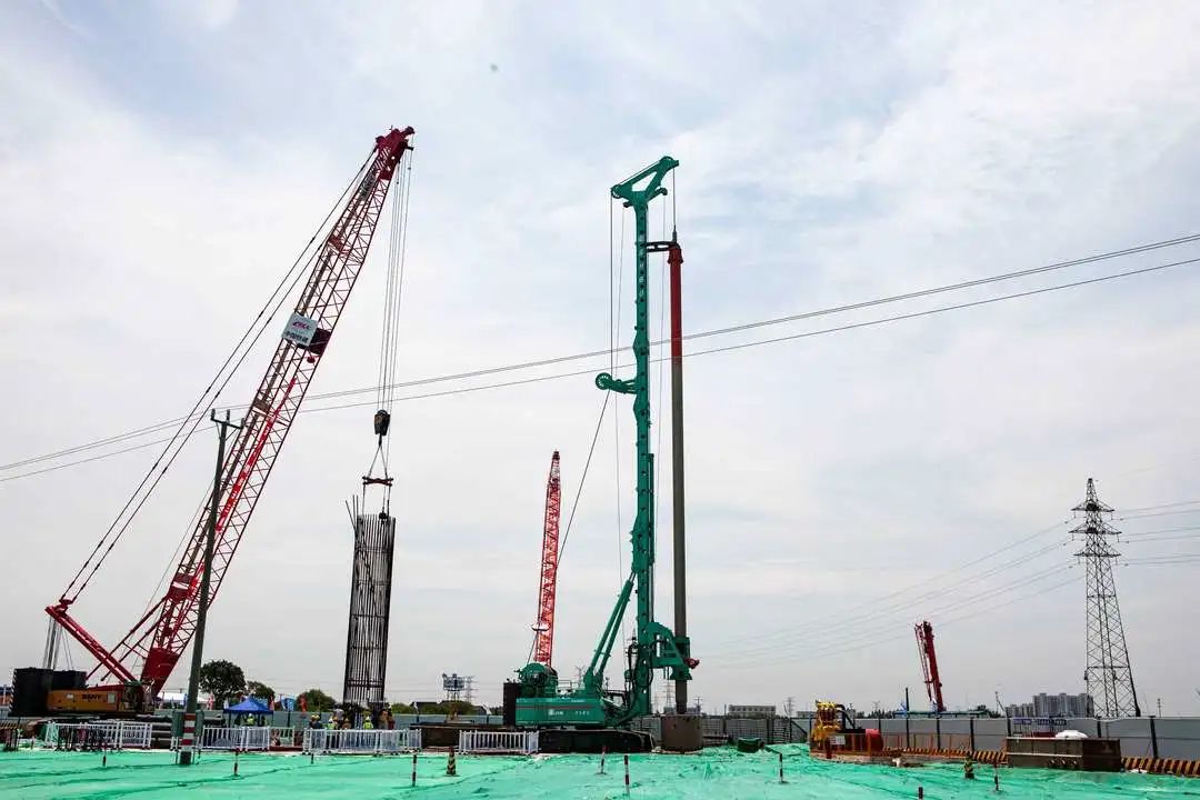 上海金泰大型旋挖機提前60天交出“新答卷” ，多快好省創(chuàng)新的施工紀(jì)錄
